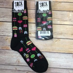 NWT  2 Pair of Gamer Crew Socks